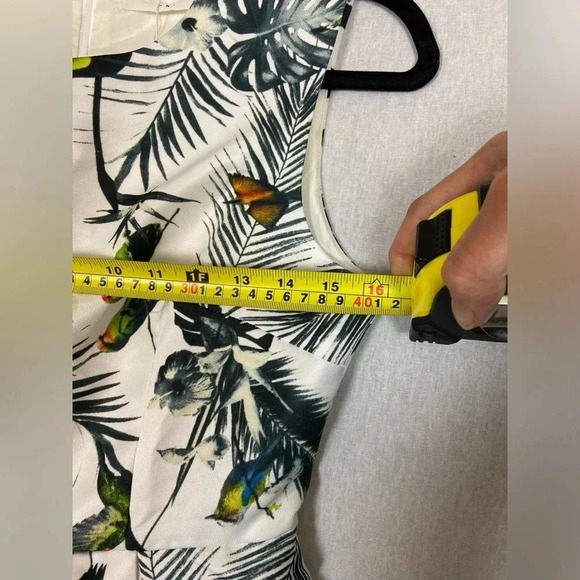 NWT Luna fit  and flare floral dress with pockets Sz S - Picture 10 of 12